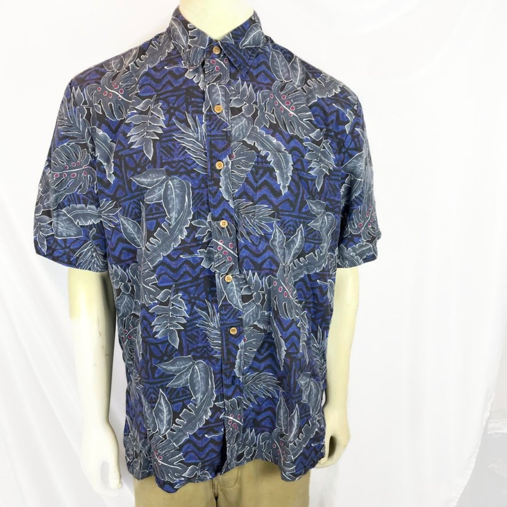 Island Traditions of Hawaii Men's Size XL Button Up Shirt Hawaiian Print Blue
